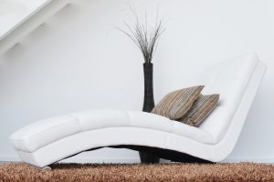 Cum alegi materiale potrivite pentru birouri, hoteluri sau spații HoReCa